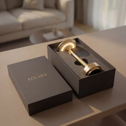 Lámpara de mesa inalámbrica recargable Eclara Ilumina acabado dorado diseño nórdico premium